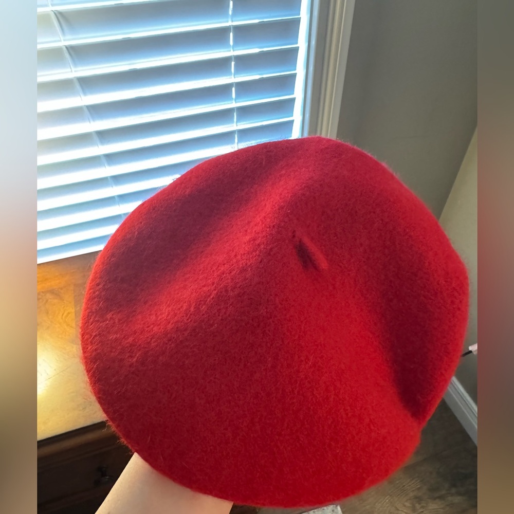 Dressed in LALA Red Wool Beret - Picture 2 of 2